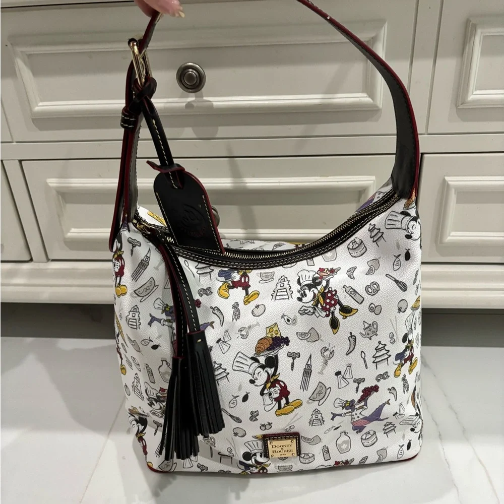 Disney Dooney and Bourke passholder special food and wine - Picture 1 of 10